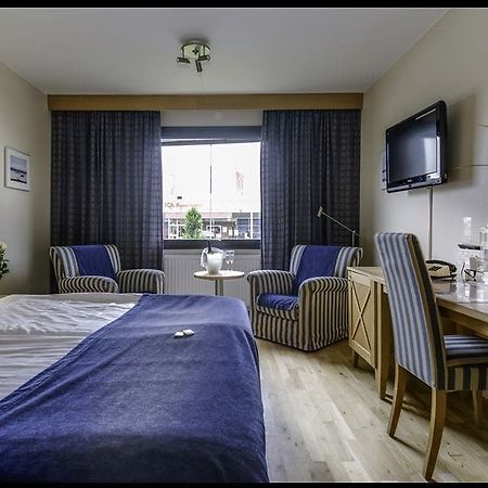 Hotell Bellevue Hjo Exterior photo
